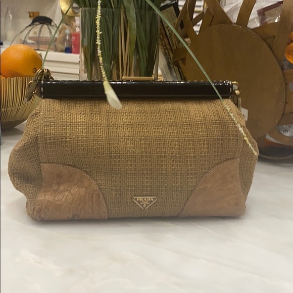 Prada Tan/Gold Paglia Coco Frame Gold chain strap - Picture 3 of 11